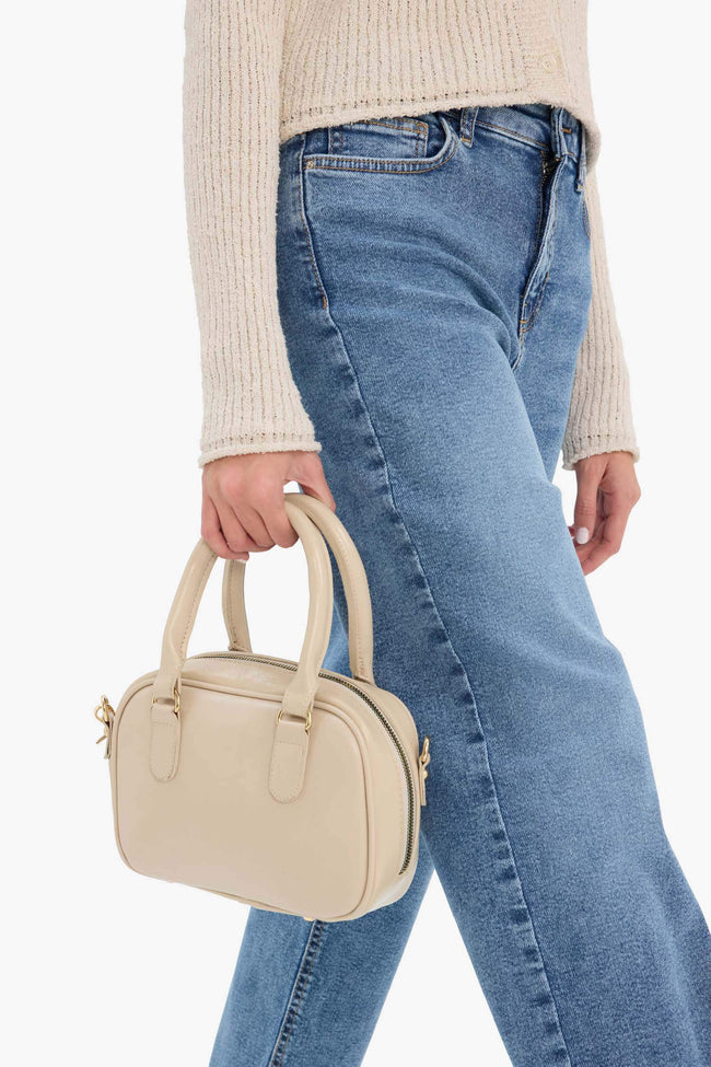 Women Faux Leather Handbag Hover Image