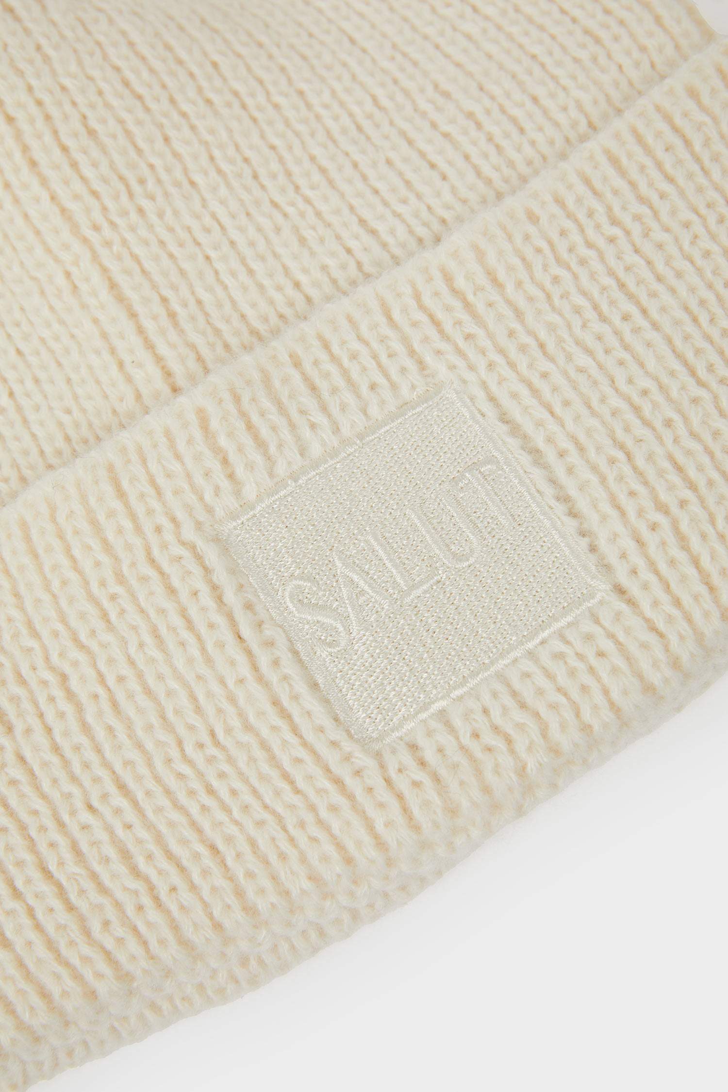 Women's Woven Beanie with Label