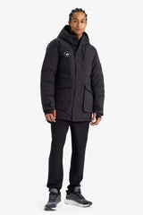 Water-repellent, regular fit, hooded, zip-up, windproof parka jacket.