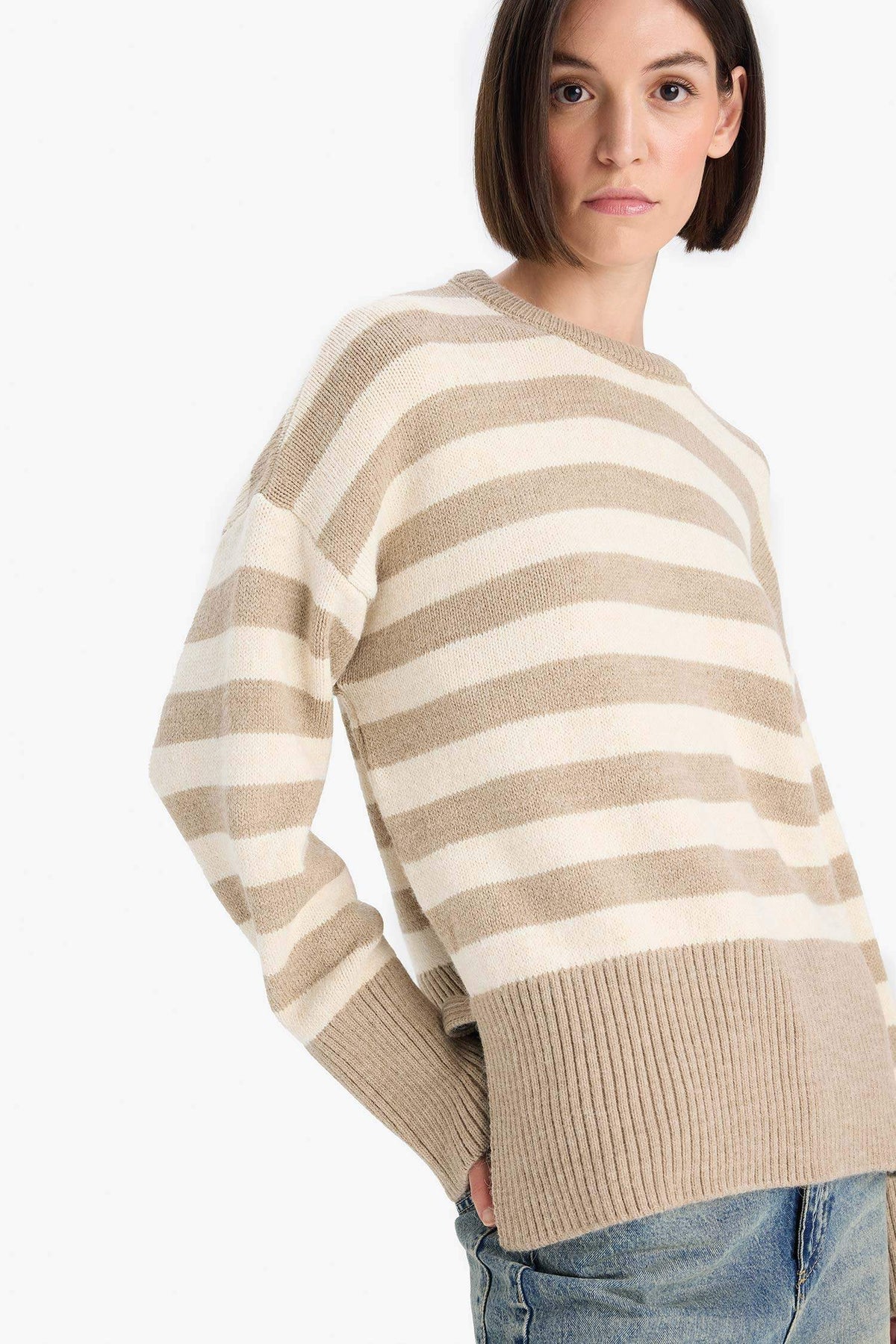 Oversize Wide Pattern Crew Neck Striped Knitwear Sweater