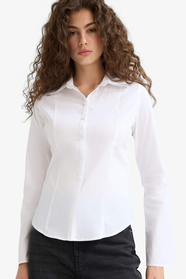Fitted poplin shirt with shirt collar and long sleeves Hover Image