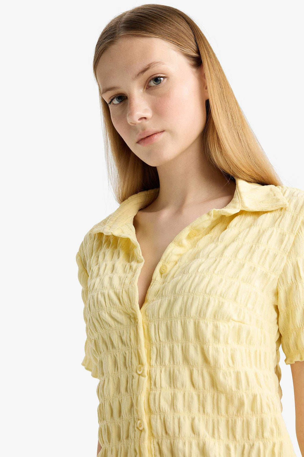 Cool Fitted Textured Short Sleeve Shirt