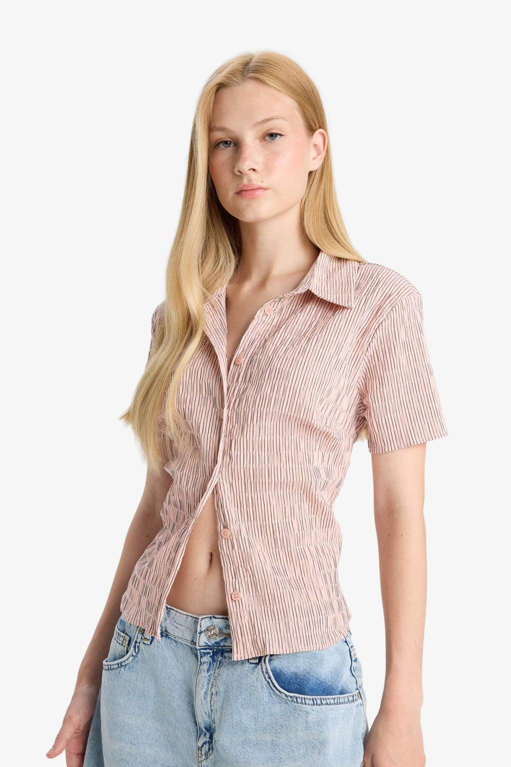 Cool Fitted Textured Short Sleeve Shirt