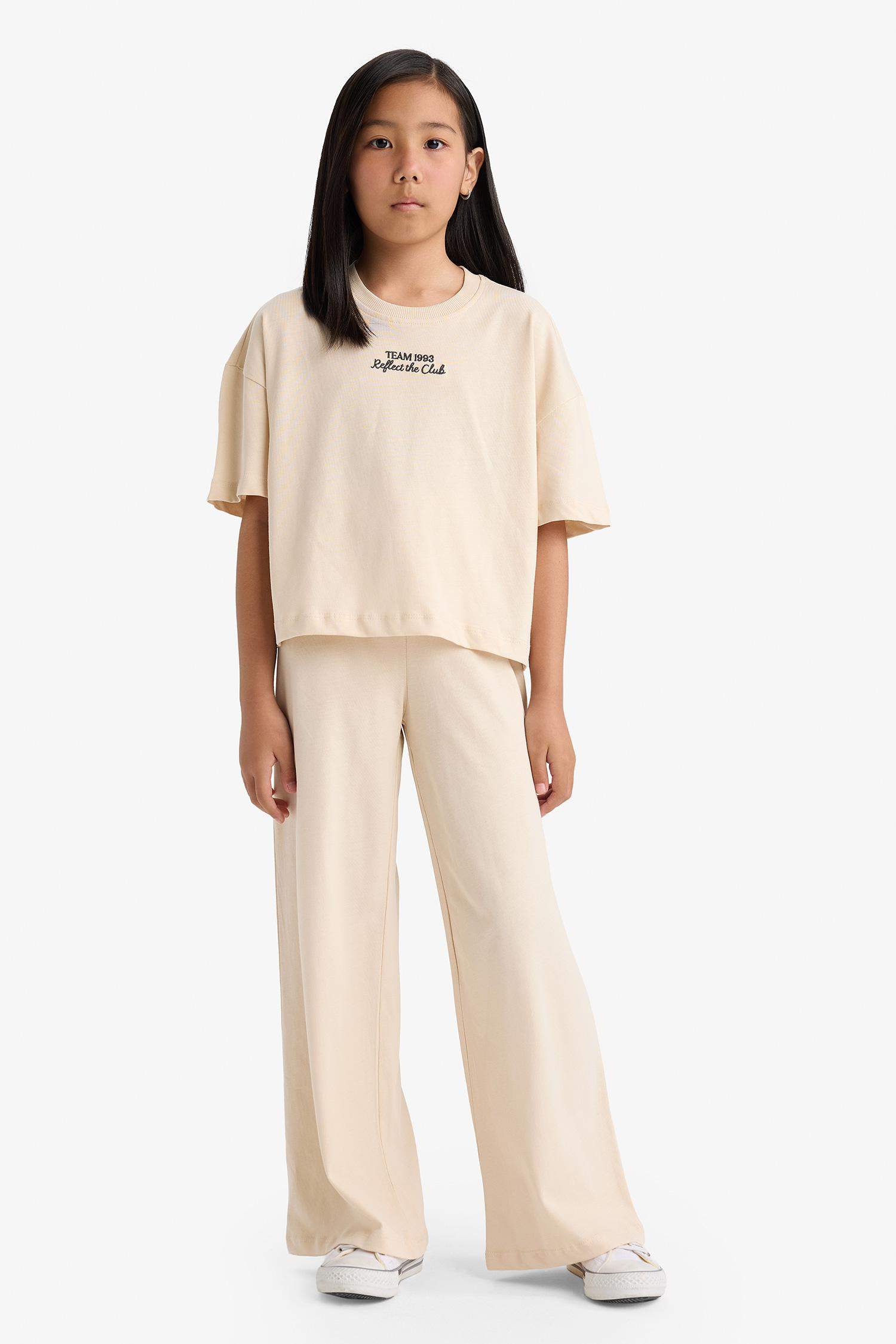 Girls Two-Piece Set: Short-Sleeved Printed T-shirt and Sweatpants