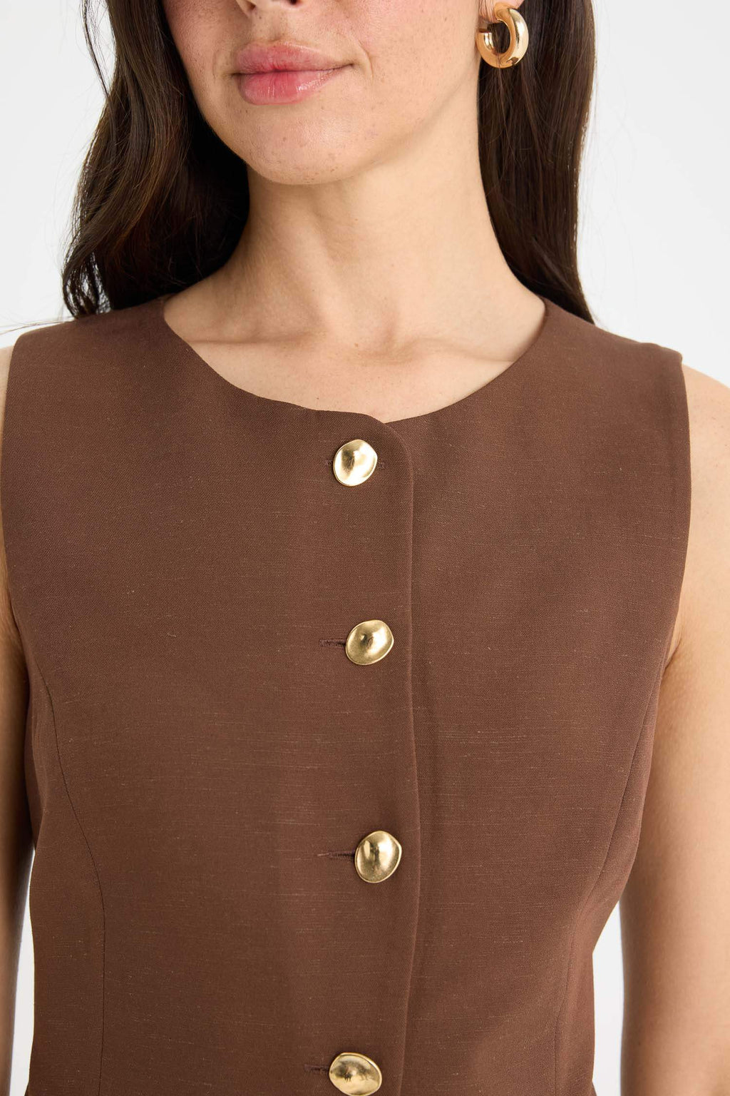 Fitted linen blend crew neck vest jacket