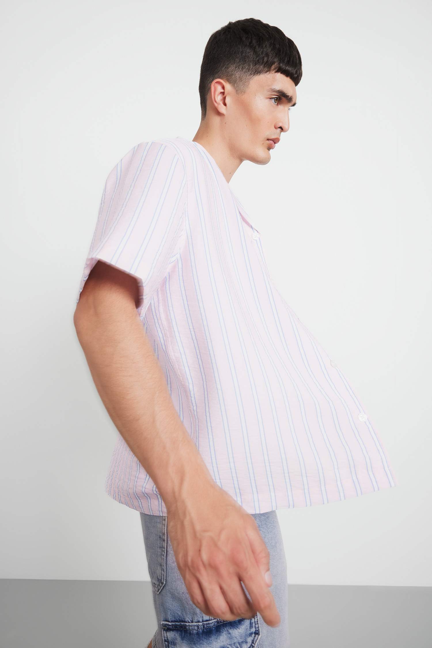 Relax Fit Open Collar Printed Woven Striped Short Sleeve Shirt