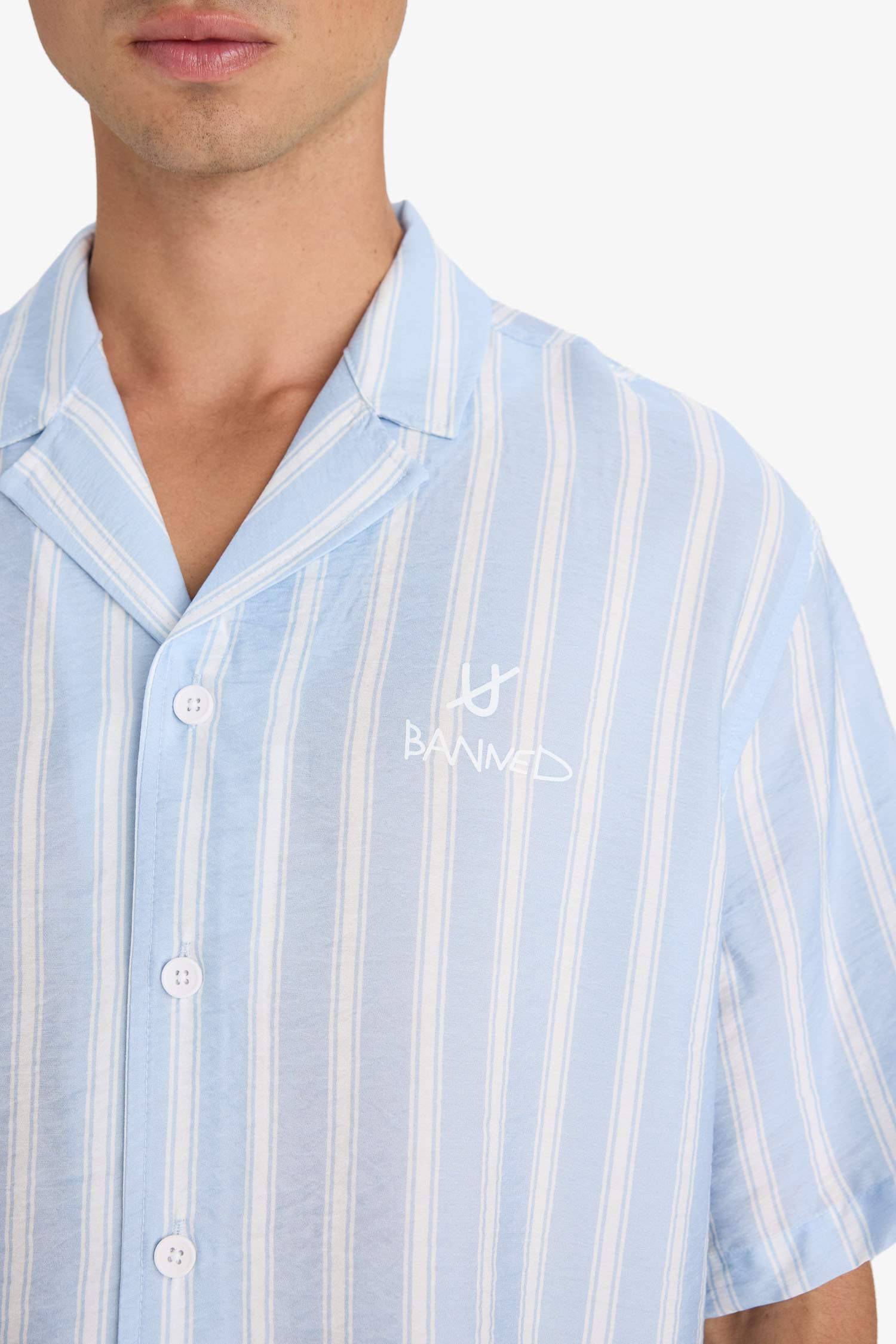 Relax Fit Open Collar Printed Woven Striped Short Sleeve Shirt