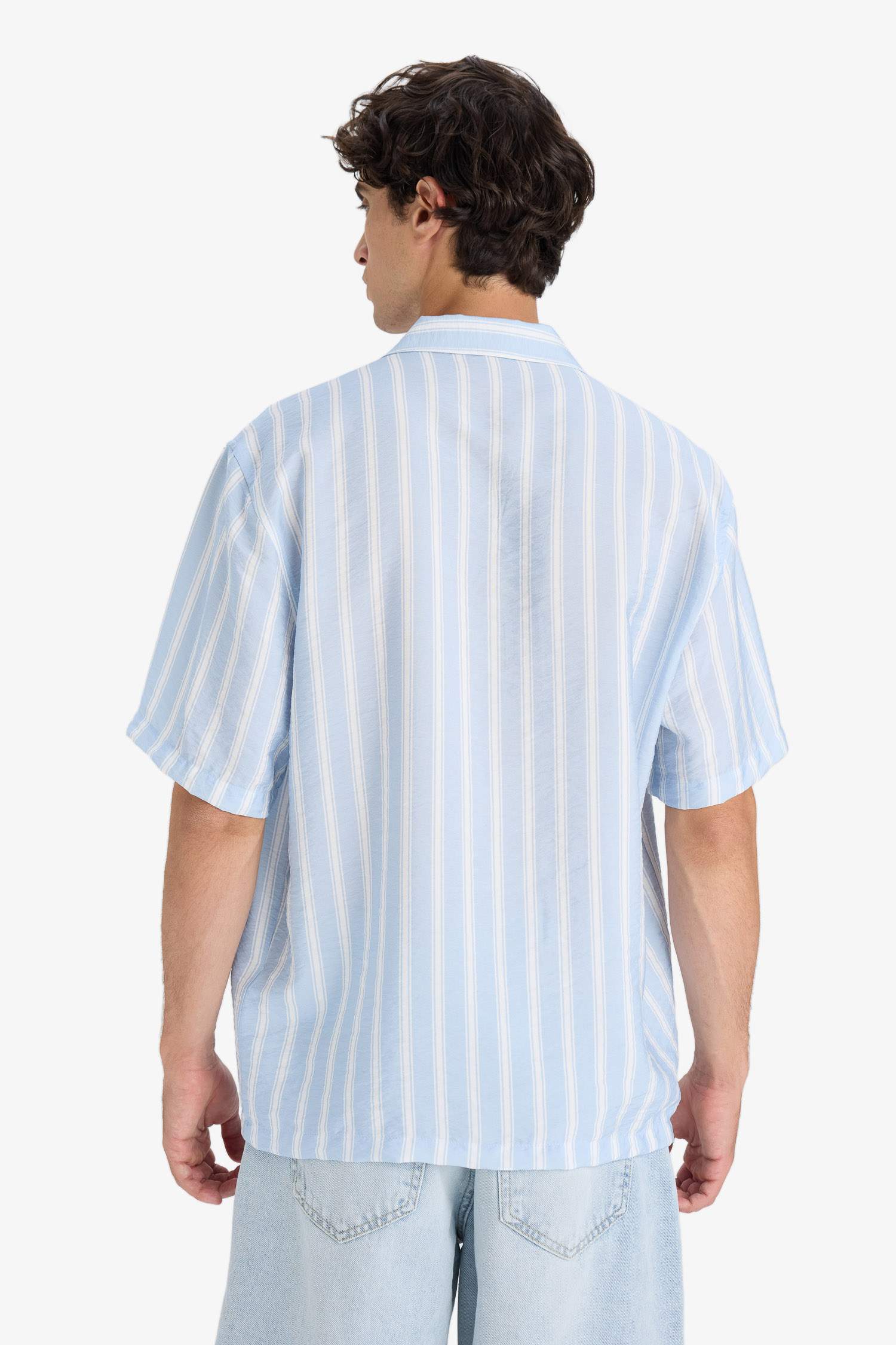 Relax Fit Open Collar Printed Woven Striped Short Sleeve Shirt