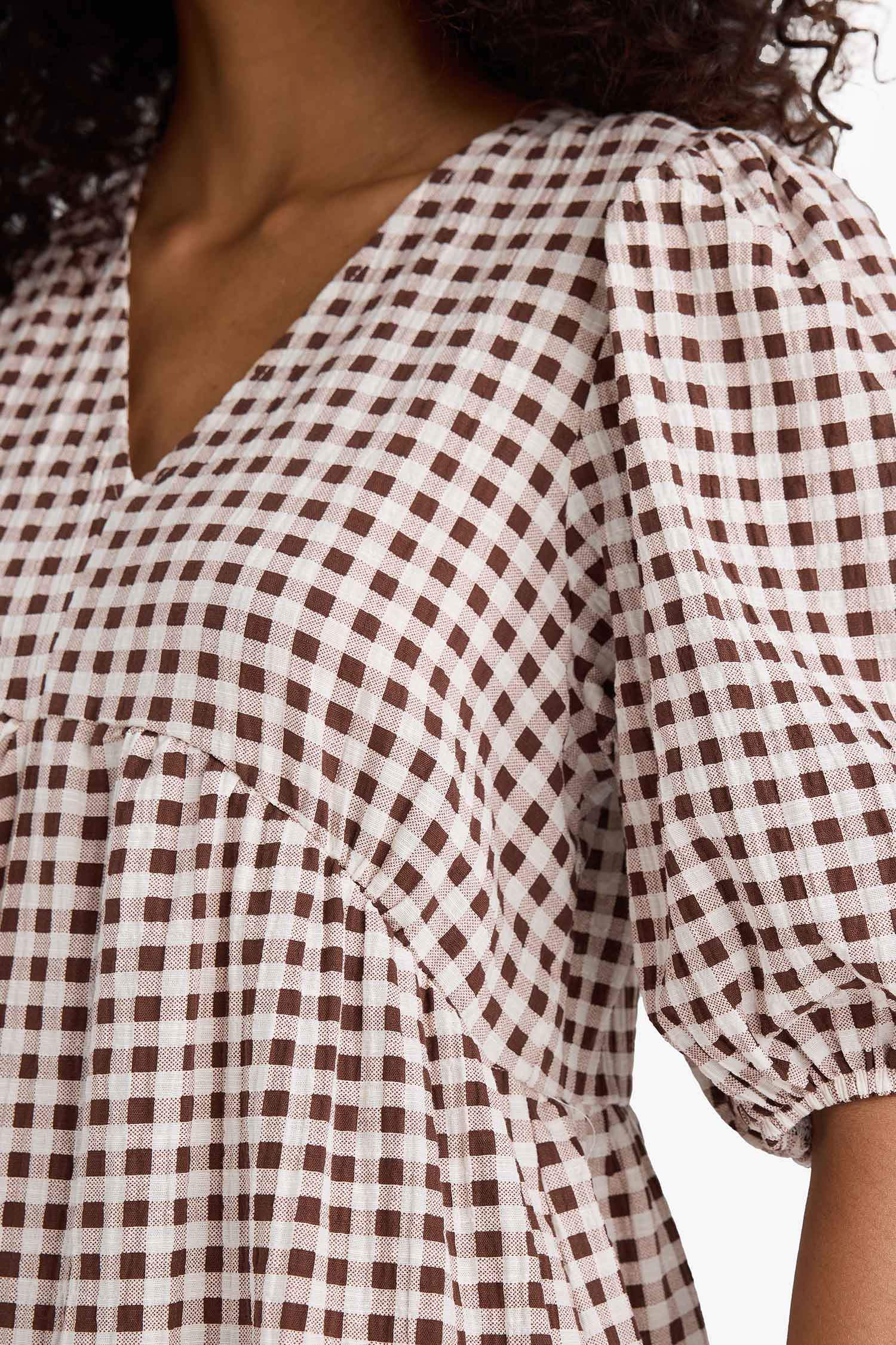 V-Neck Printed Wowen Fabrics Midi Dress