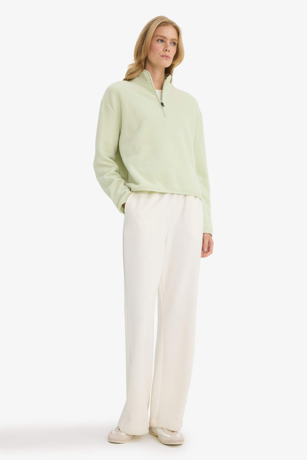 Relax Fit Long Sleeve Sweatshirt