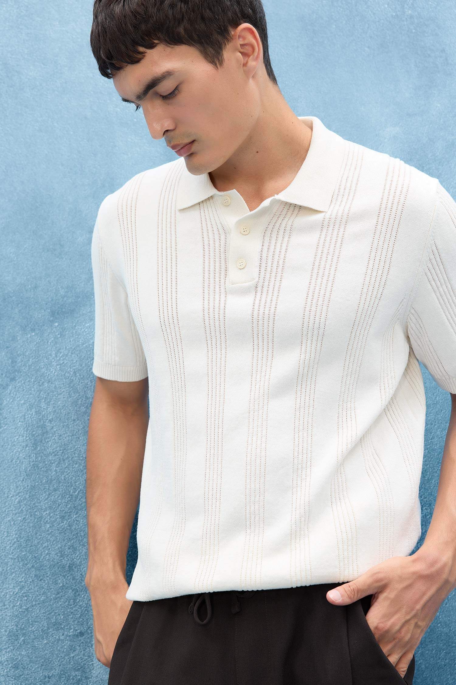 100% Cotton Polo Neck Short Sleeve Knit T-Shirt