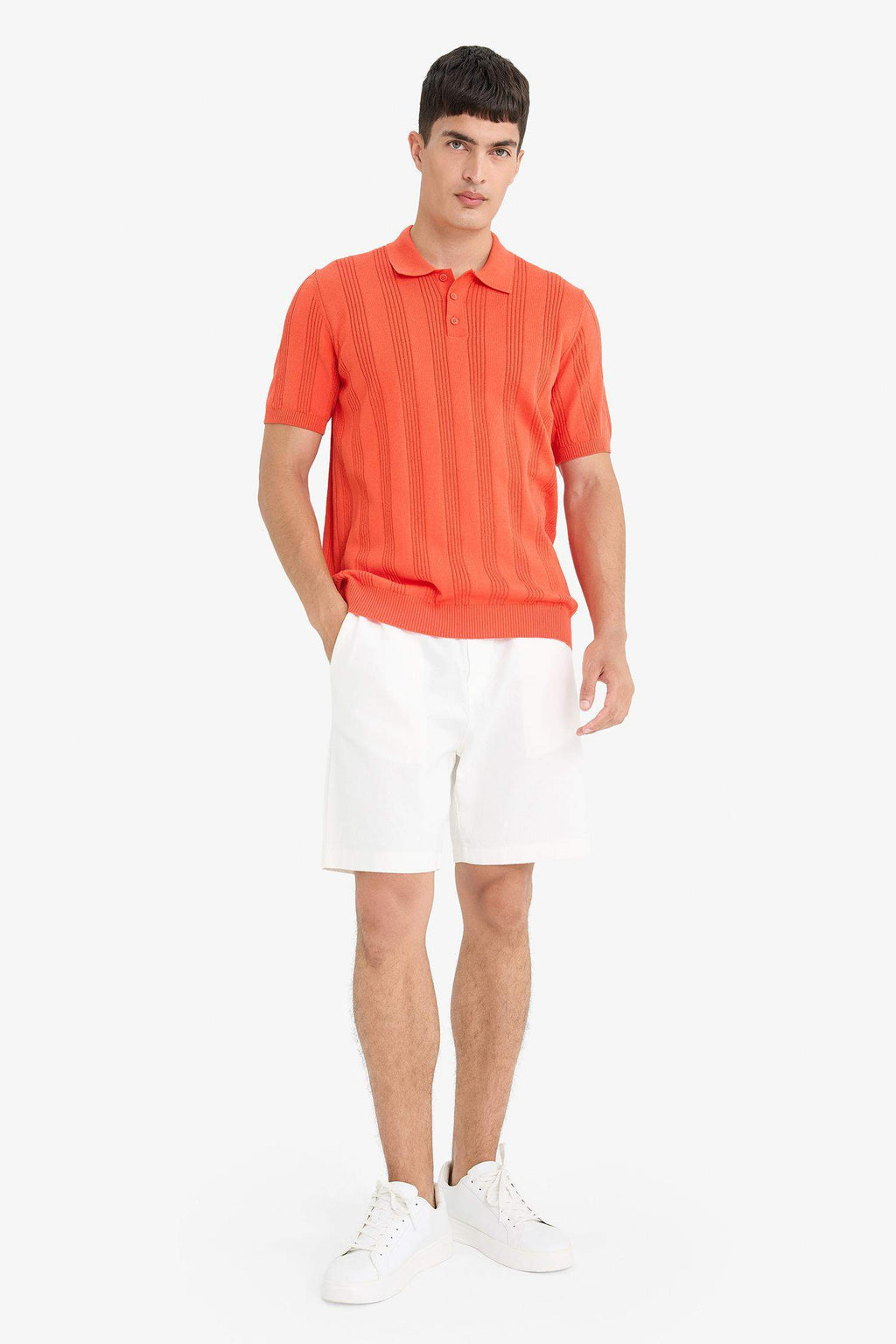 100% Cotton Polo Neck Short Sleeve Knit T-Shirt