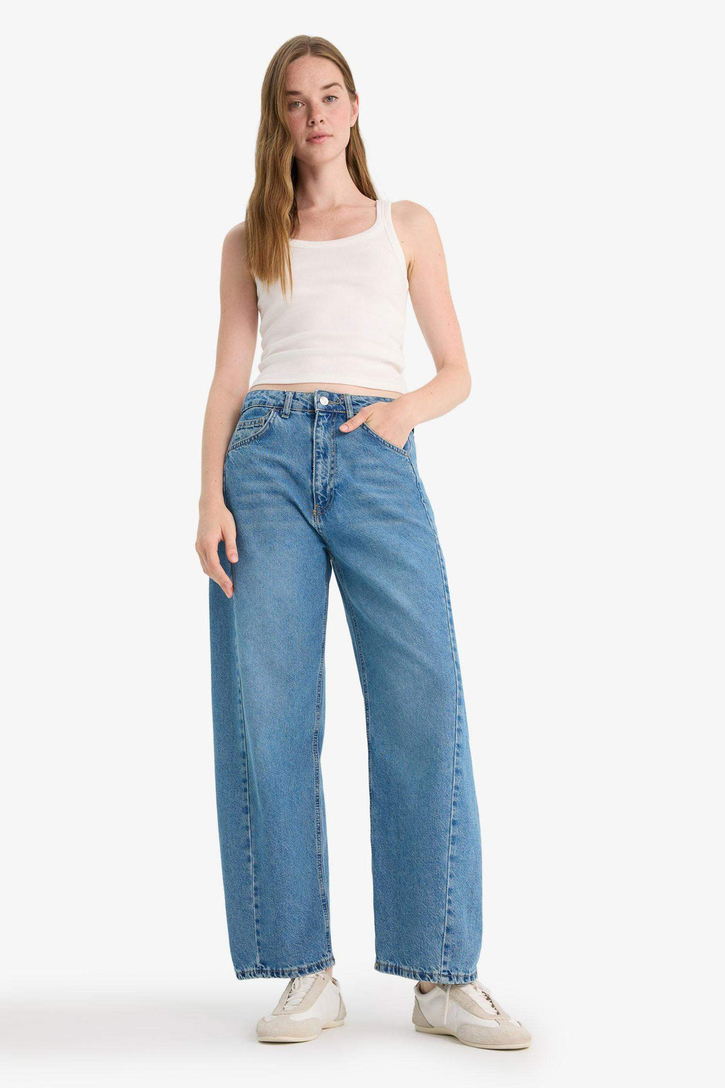Barrel Fit High Waist Ankle Length Jean Washed Trousers