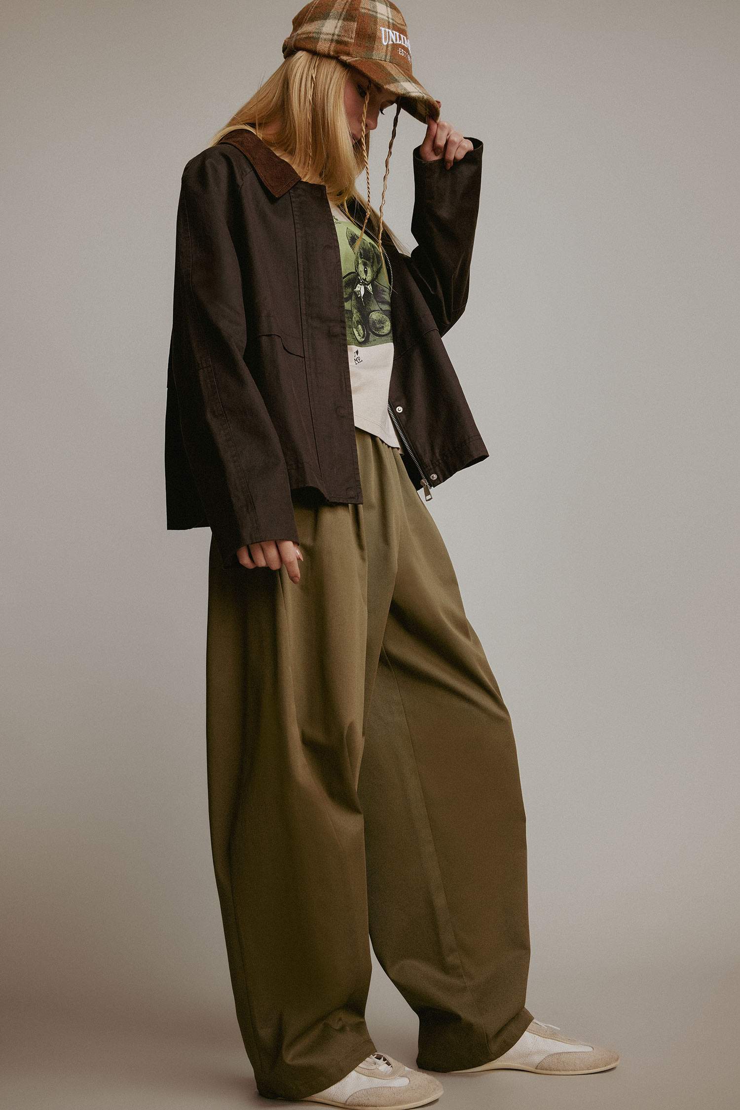 Baggy Fit Normal Waist Gabardine Trousers