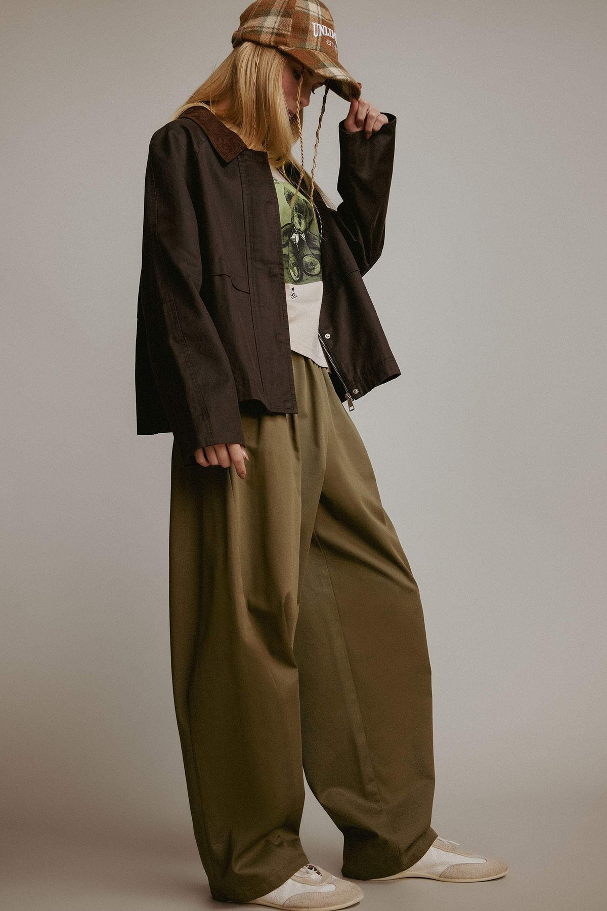 Baggy Fit Normal Waist Gabardine Trousers
