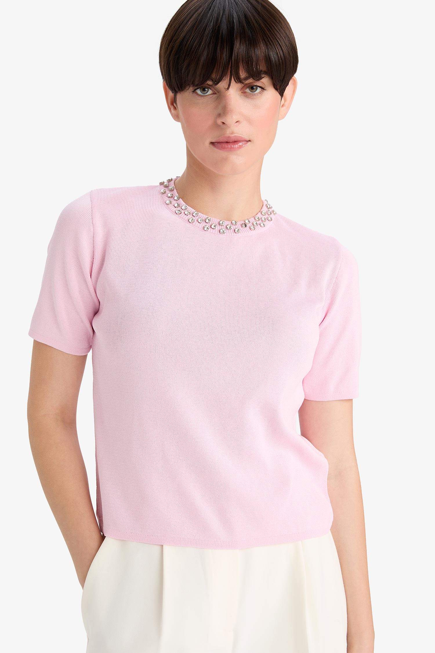 Regular Fit Crew Neck Embroidered Crepe Short Sleeve Knitwear Sweater