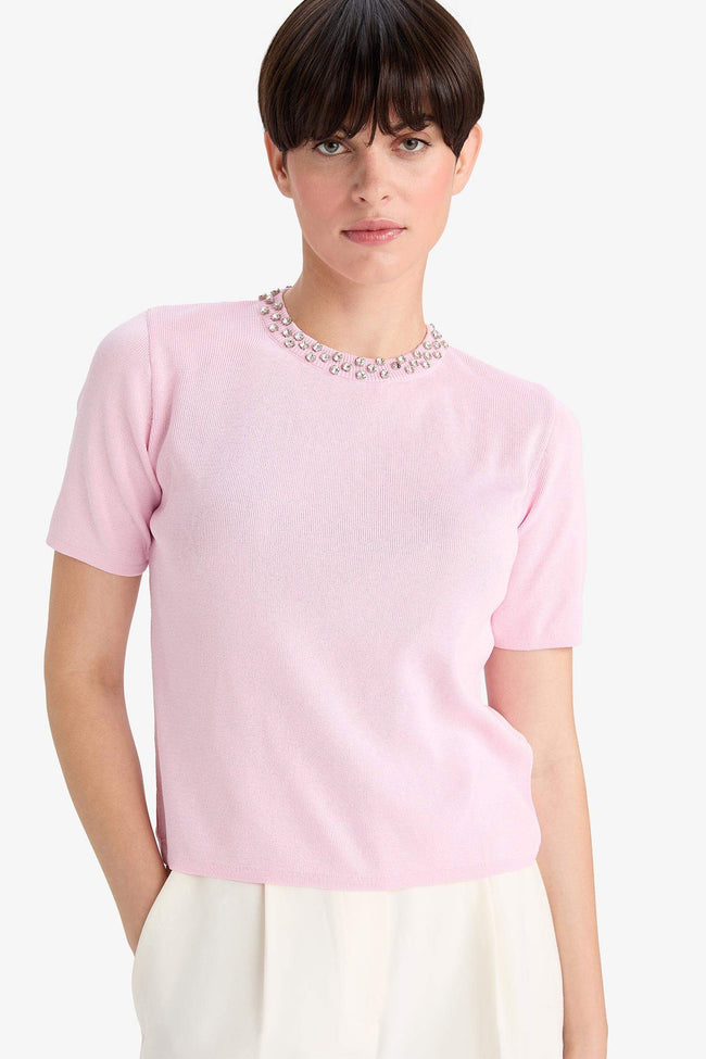 Regular Fit Crew Neck Embroidered Crepe Short Sleeve Knitwear Sweater Hover Image