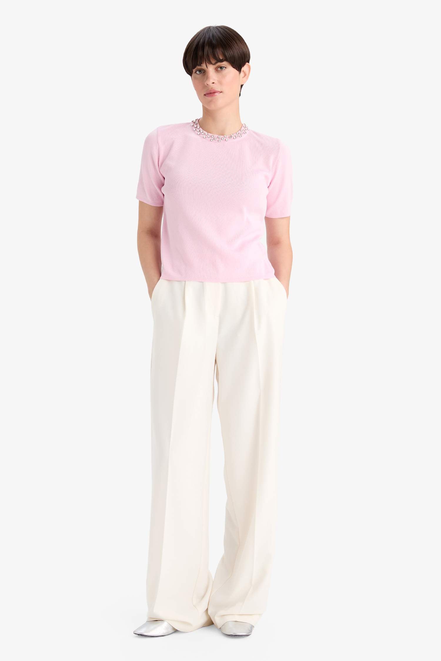 Regular Fit Crew Neck Embroidered Crepe Short Sleeve Knitwear Sweater