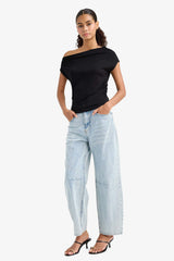 Slim Fit Slim Cut One Shoulder Short Sleeve T-Shirt