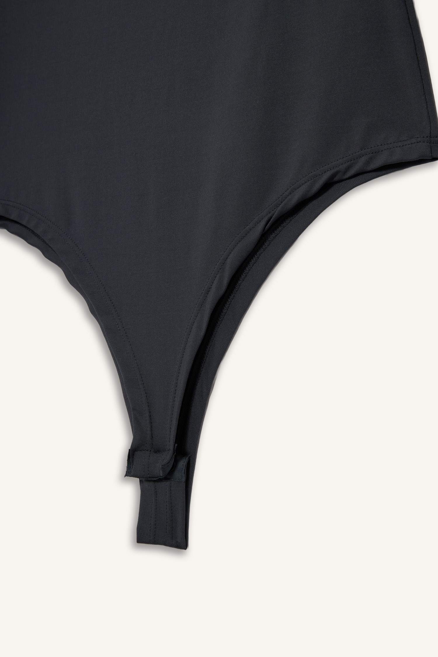 Half Turtleneck Long-Sleeved Snap Button Bodysuit