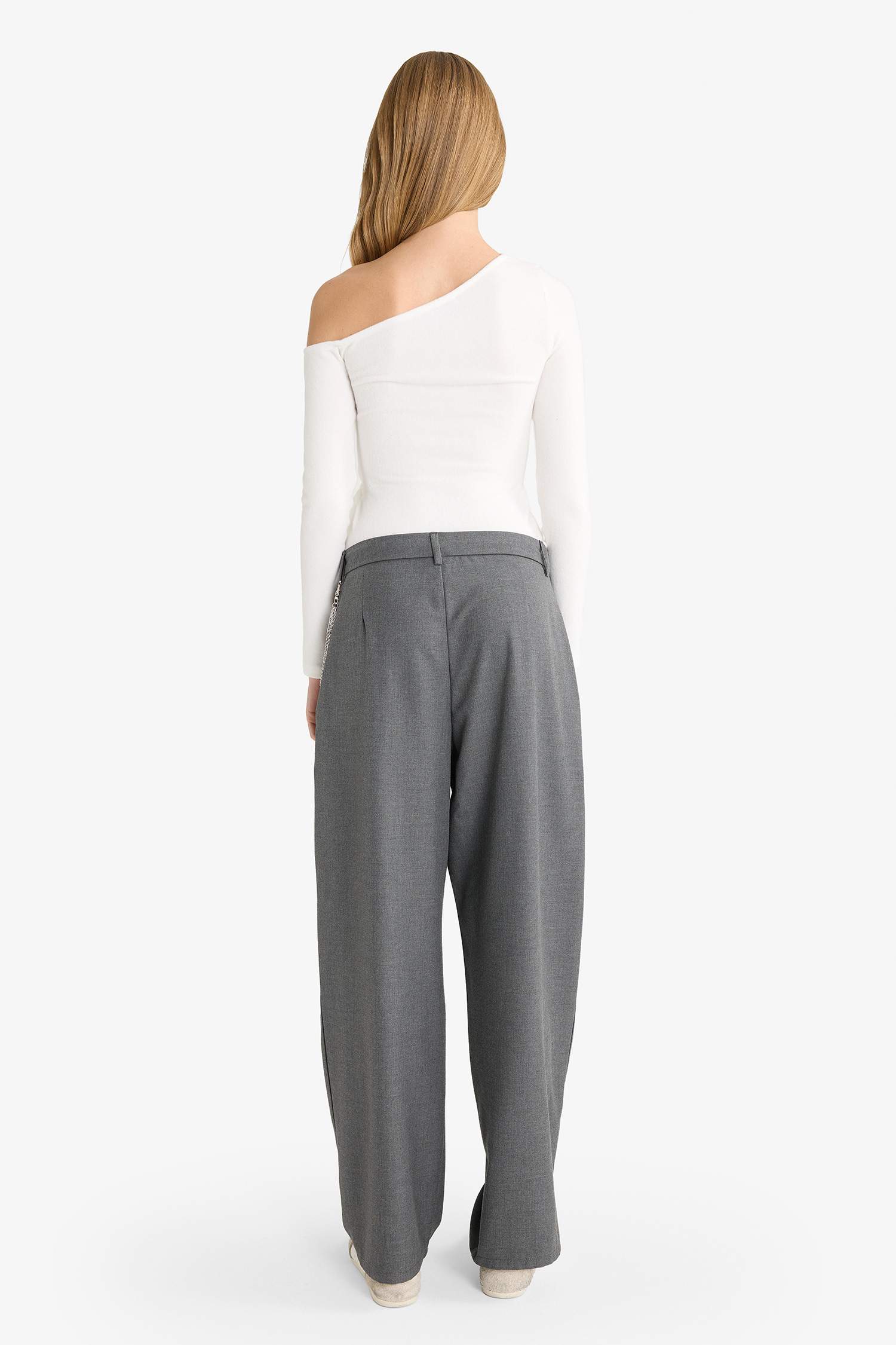 Baggy Fit Double Pocket Normal Waist Standard Length Trousers