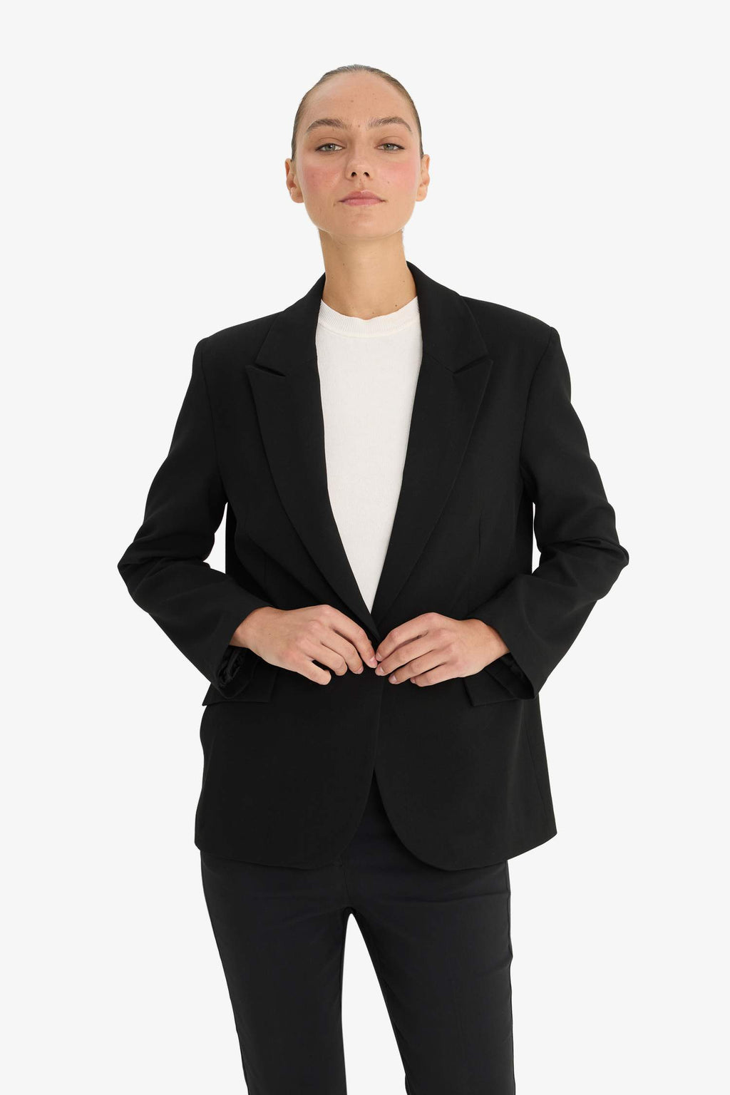 Regular Fit Buttoned Blazer Jacket