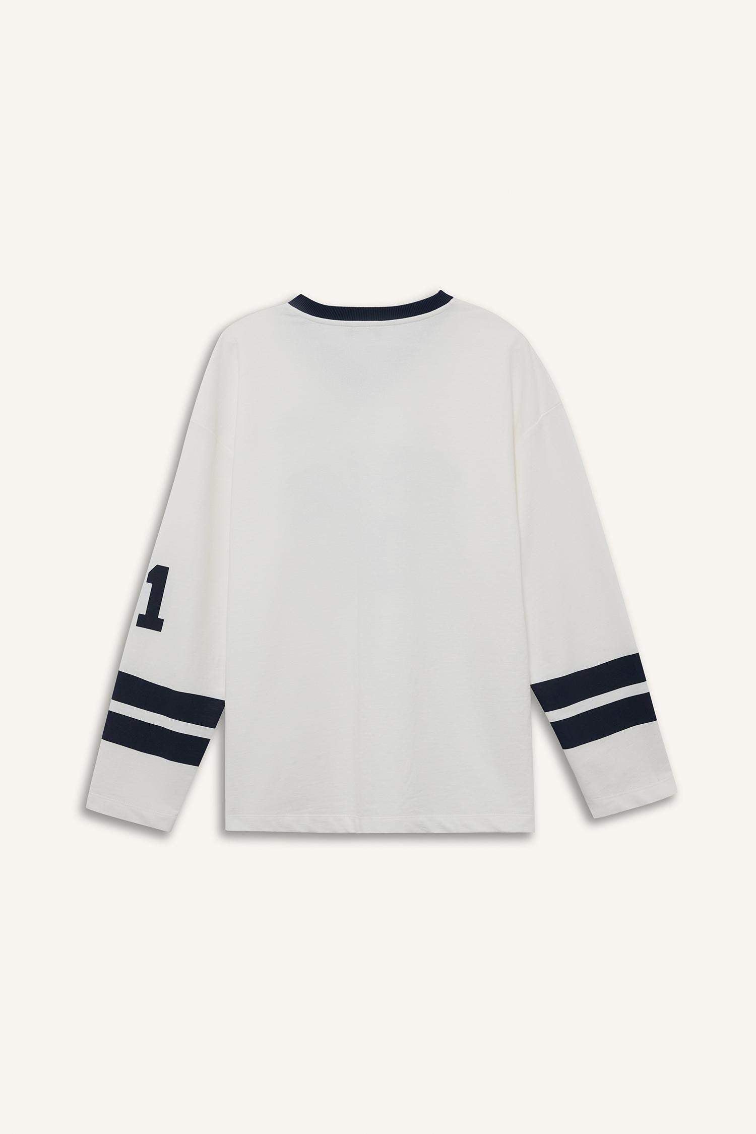 Yale University Regular Fit V-Neck Long Sleeve T-Shirt