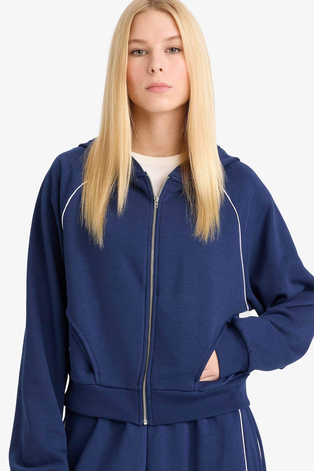 Loose Fit Hooded Zippered Sweatshirt