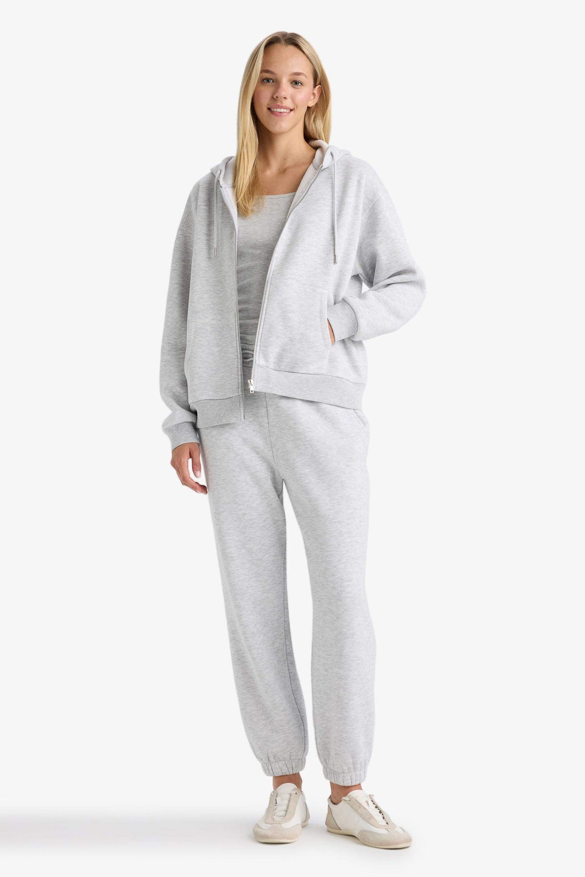 Basic Plain Pocketed Waist Tied Thick Jogger Sweatpants