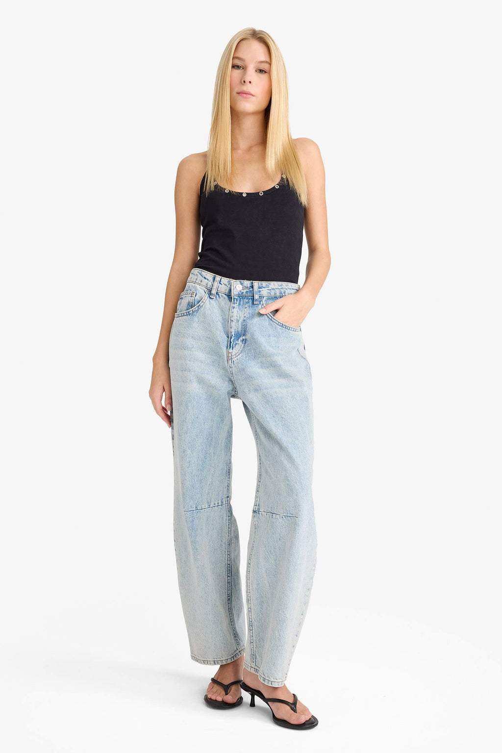 Fitted Halter Neck Tank Top