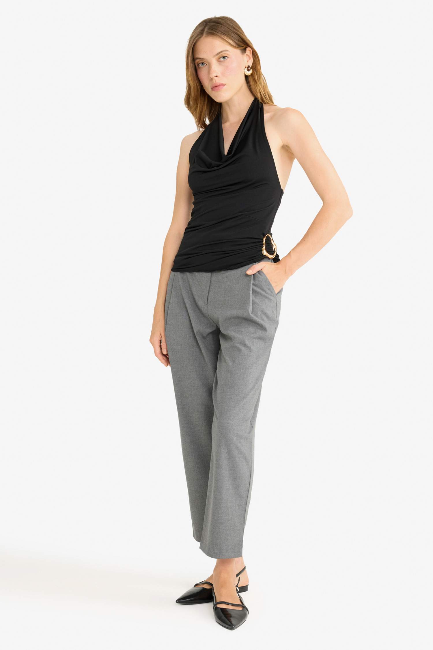 Barrel Fit Crop Ankle Length Trousers