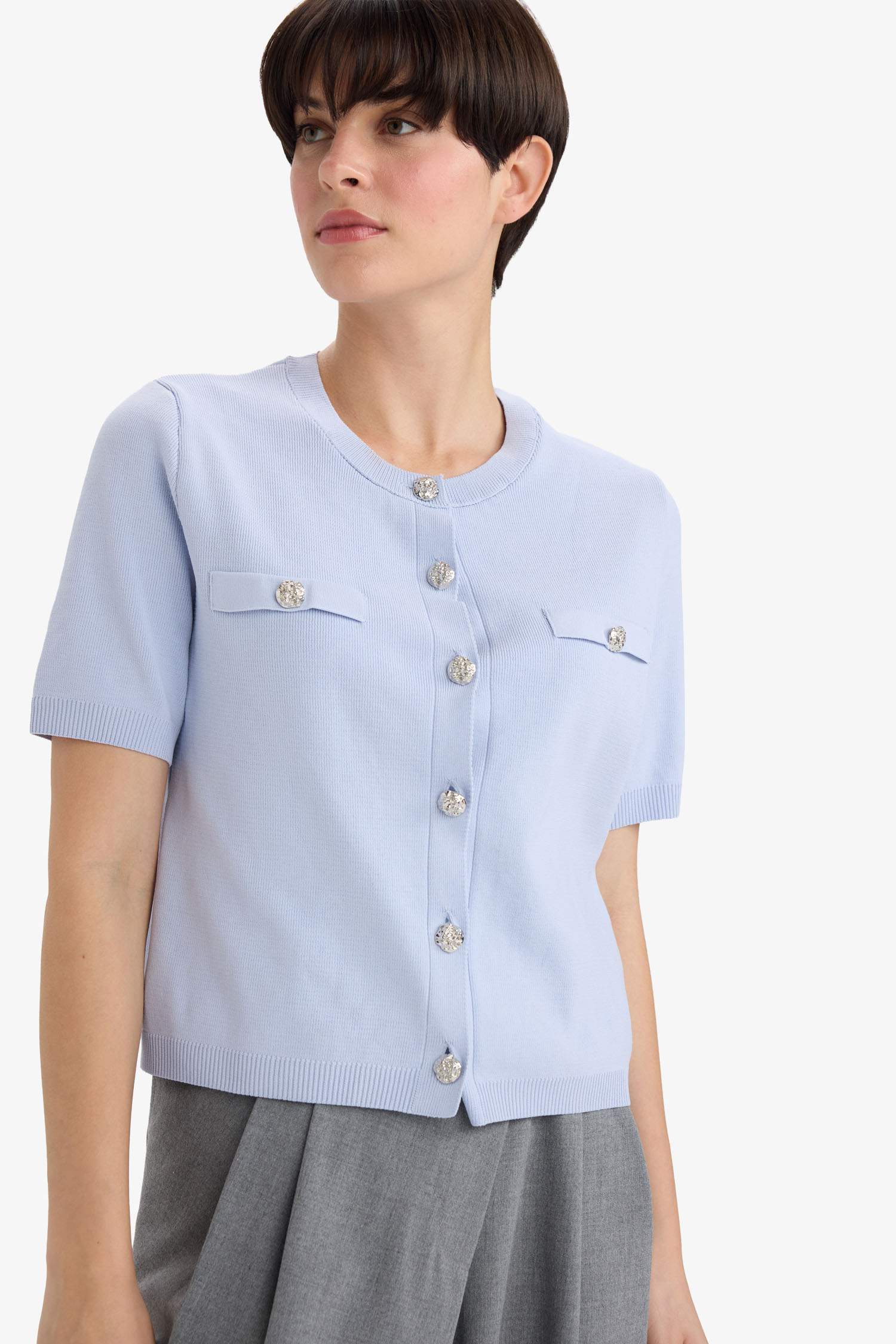 Regular Fit Crew Neck Buttoned Short Sleeve Knitted Cardigan