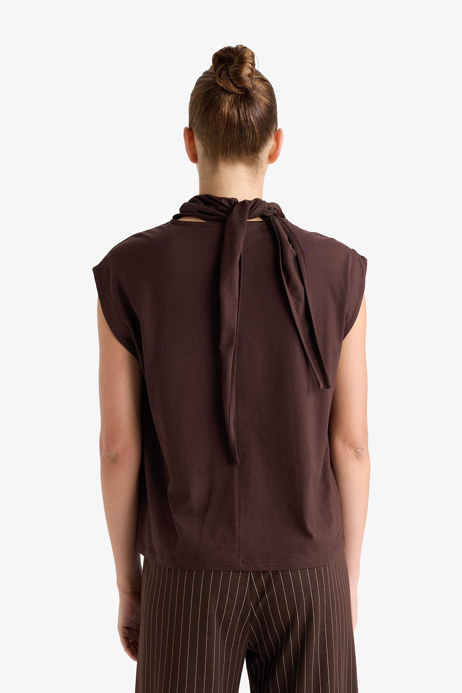 Slim Fit Narrow Cut Half Turtleneck Blouse