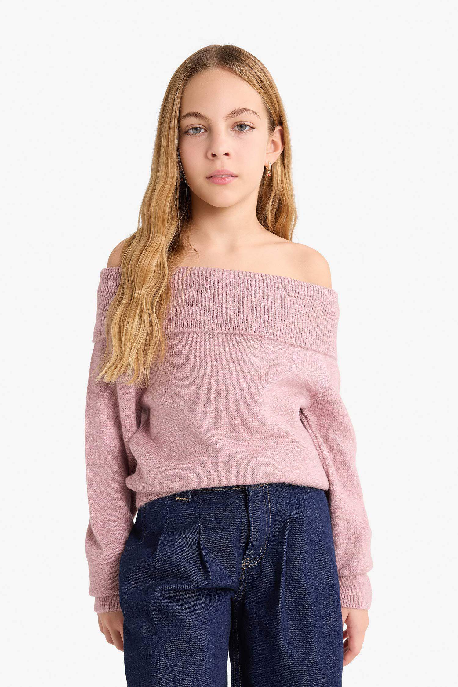 Girls Off-Shoulder Knitted Sweater