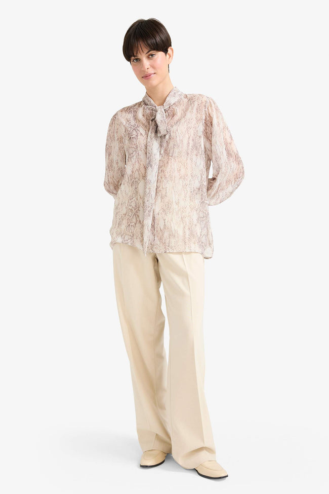 Regular Fit Bow Neck Snake Pattern Chiffon Long Sleeve Blouse Main Image