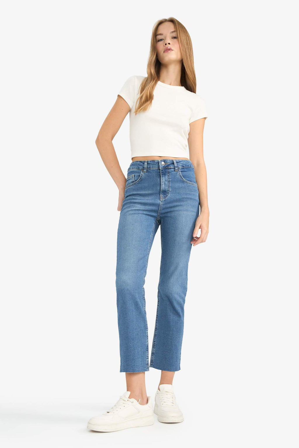 Crop Flare Fit Low Waist Ankle Length Washed Jean Trousers