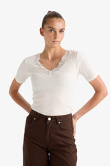 Slim Fit Narrow Cut V-Neck Ribbed Short-Sleeved T-Shirt