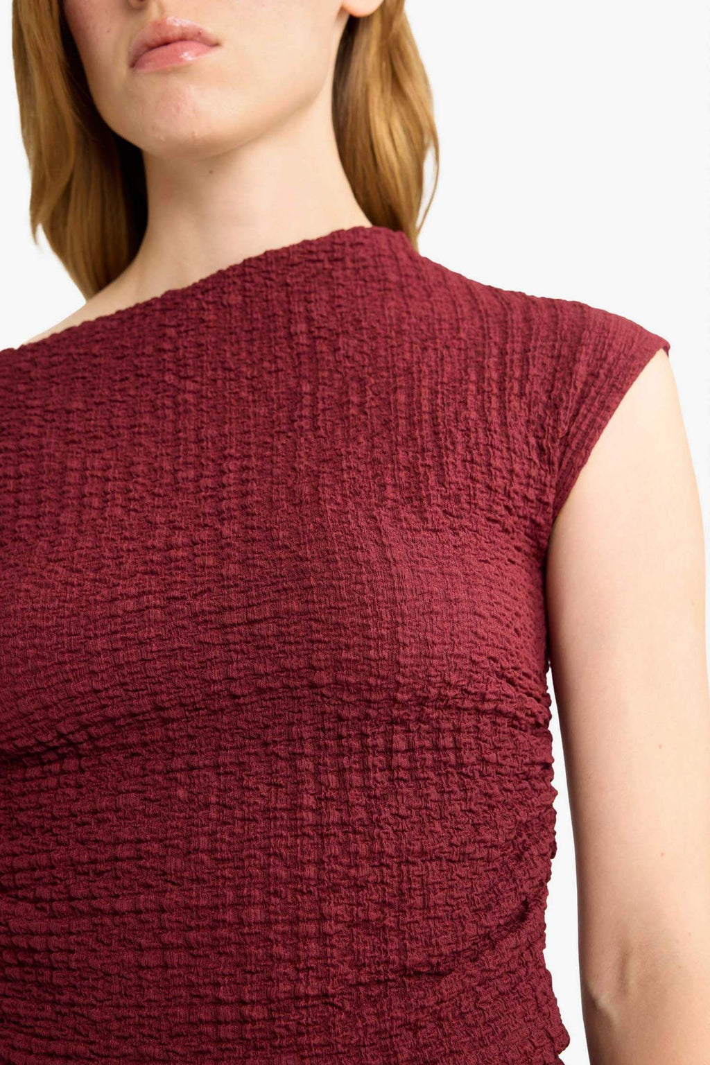 Slim Fit Narrow Cut One-Shoulder Crinkle Blouse