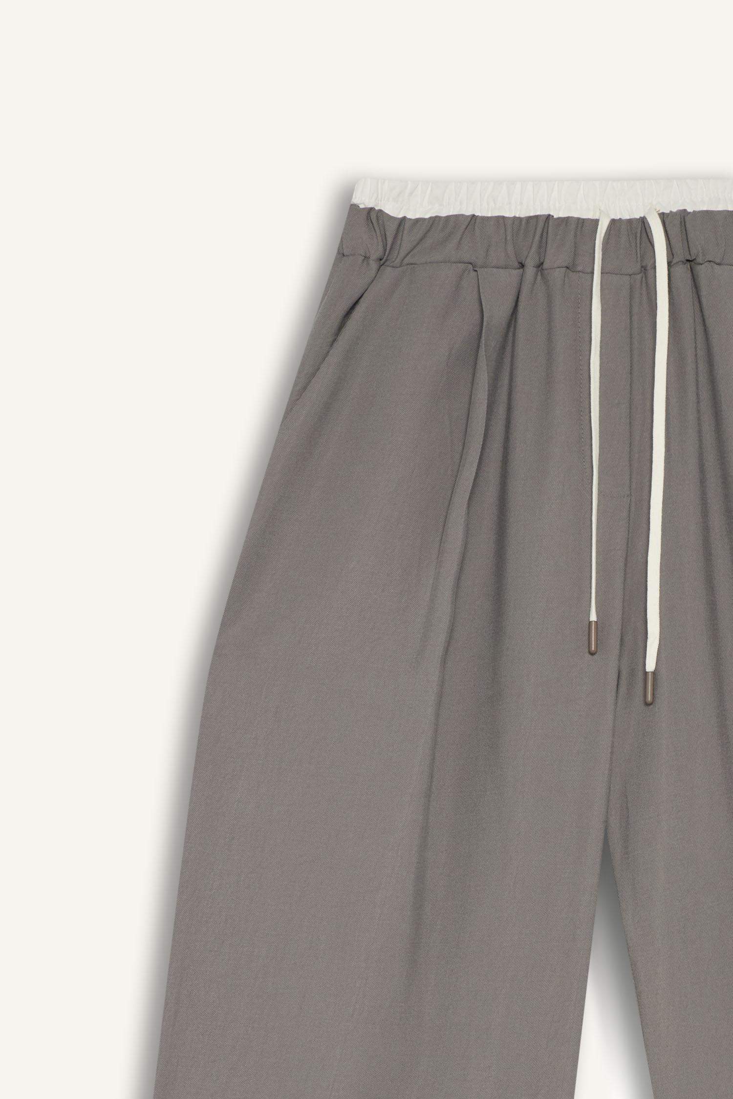 Baggy Fit Double Pocket Normal Waist Standard Length Tencel Trousers