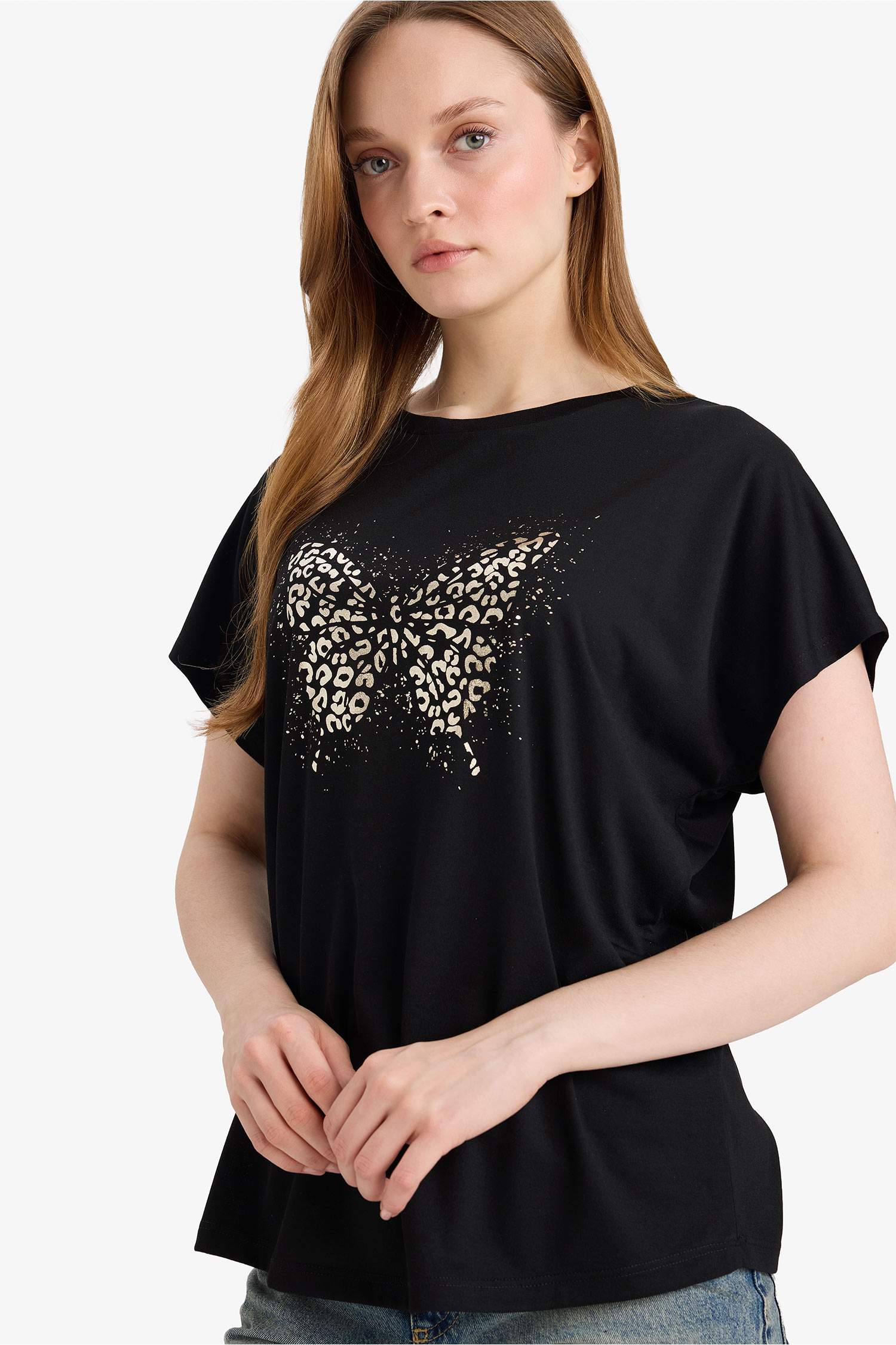 Crew Neck Butterfly Pattern Short Sleeved T-Shirt