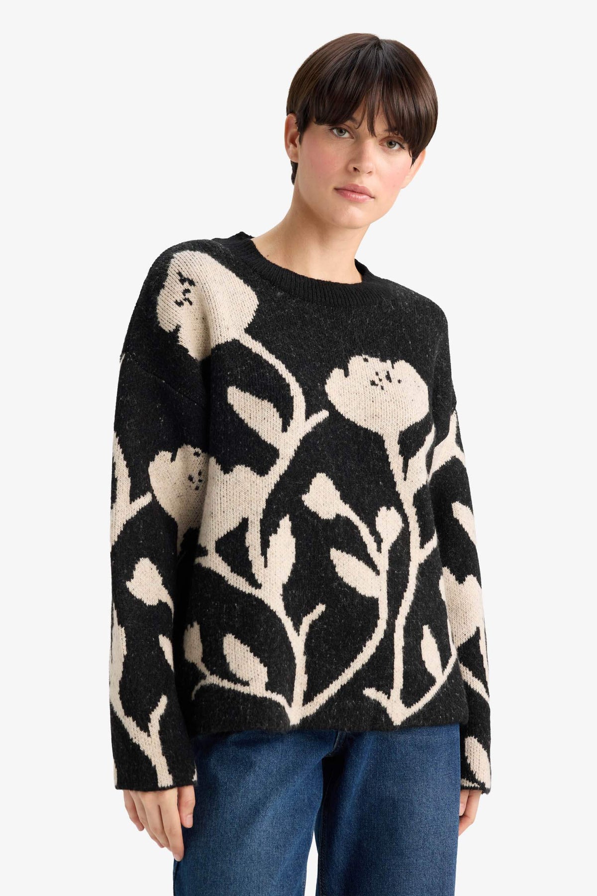 Oversize Loose Fit Crew Neck Knit Sweater