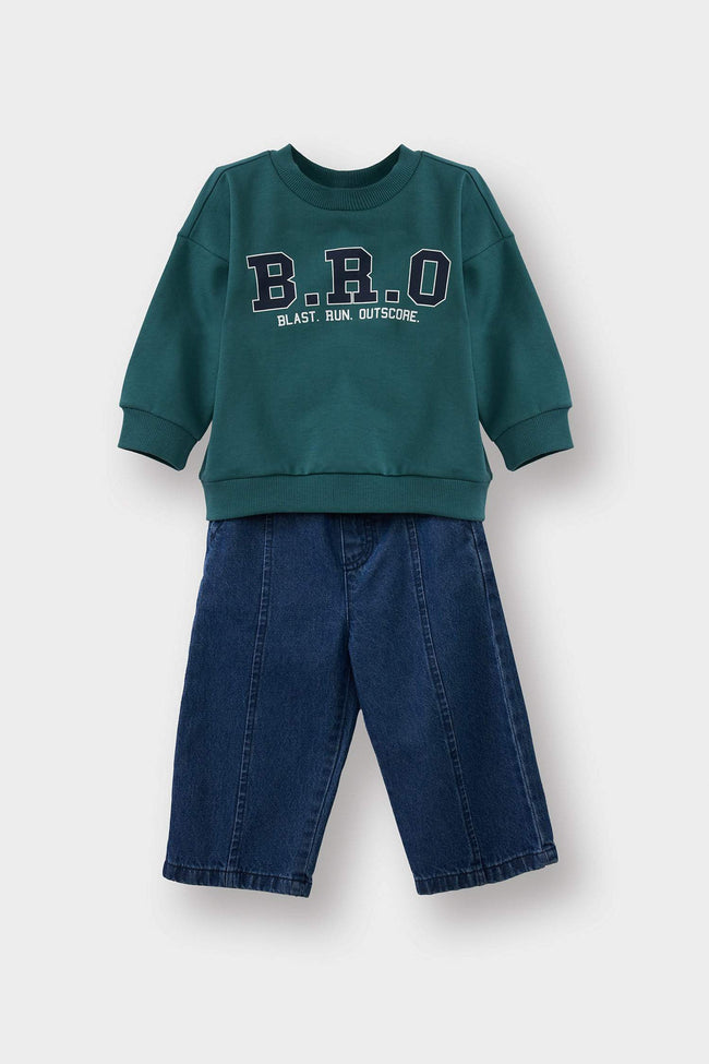 Baby Boy 2-Piece Set: Printed Sweatshirt and Jeans Hover Image