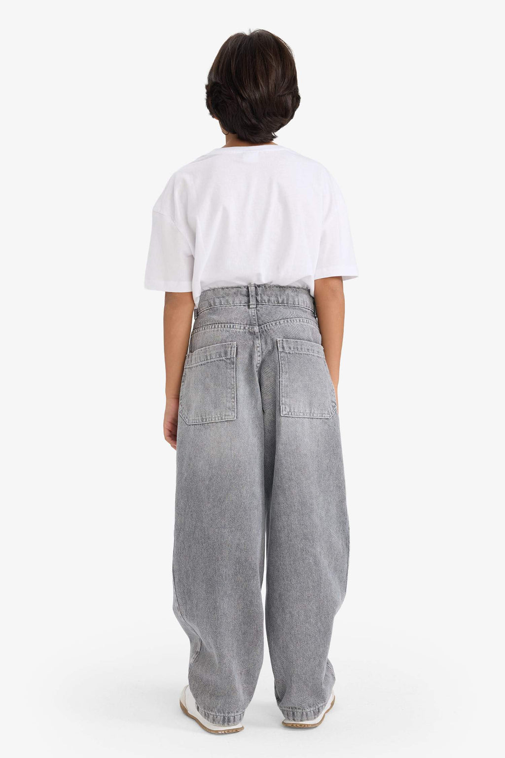 Boys Barrel Fit Straight Leg Jeans