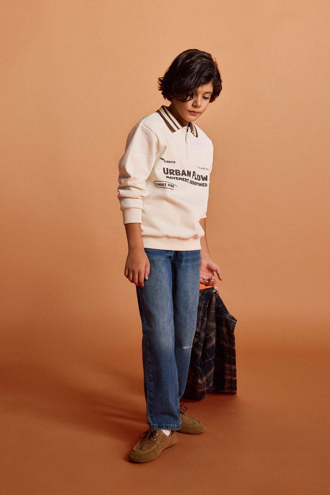 Boys Loose Fit Ripped Detailed Straight Leg Jean Trousers Main Image