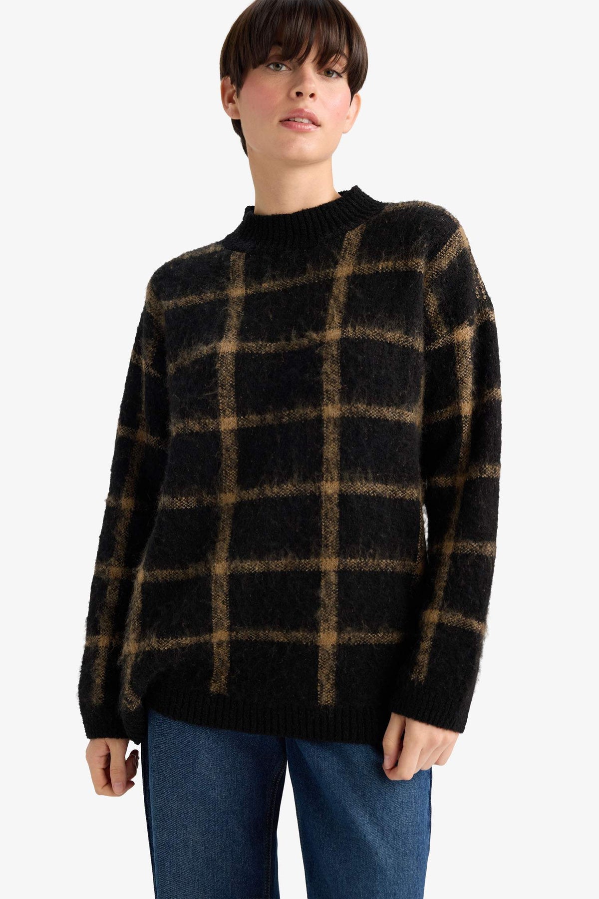 Oversize Loose Fit Half Turtleneck Plaid Knit Sweater