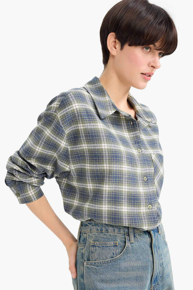 Overshirt Fit Plaid Flannel Long-Sleeve Shirt Hover Image
