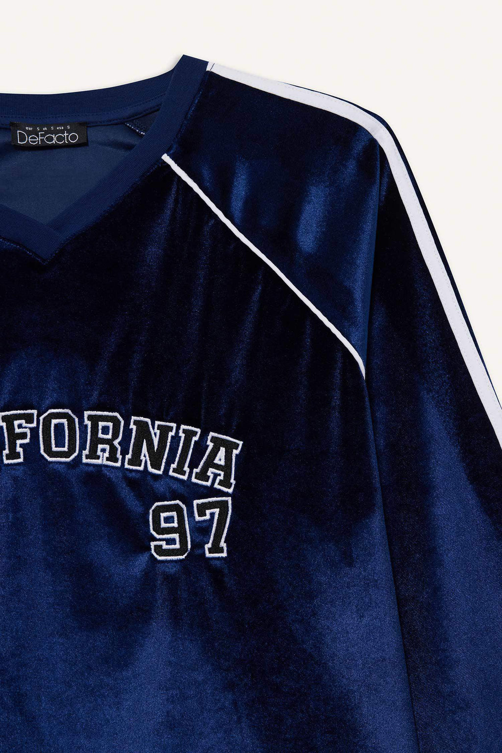 Oversize Wide Fit V-Neck Printed Velvet Sweatshirt