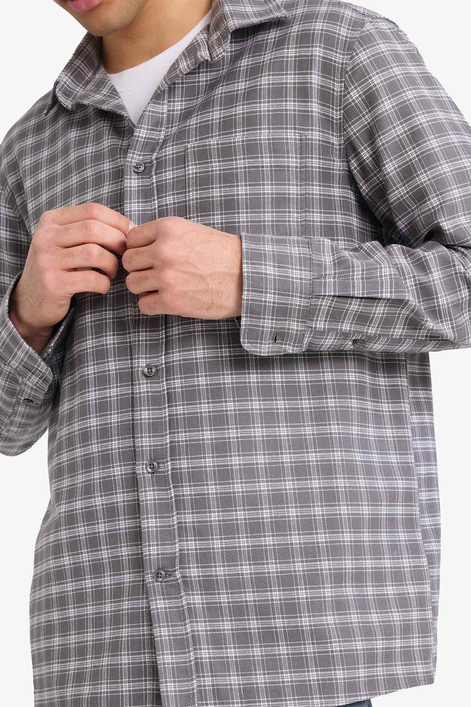 Regular Fit Polo Collar Flannel Long-Sleeve Shirt