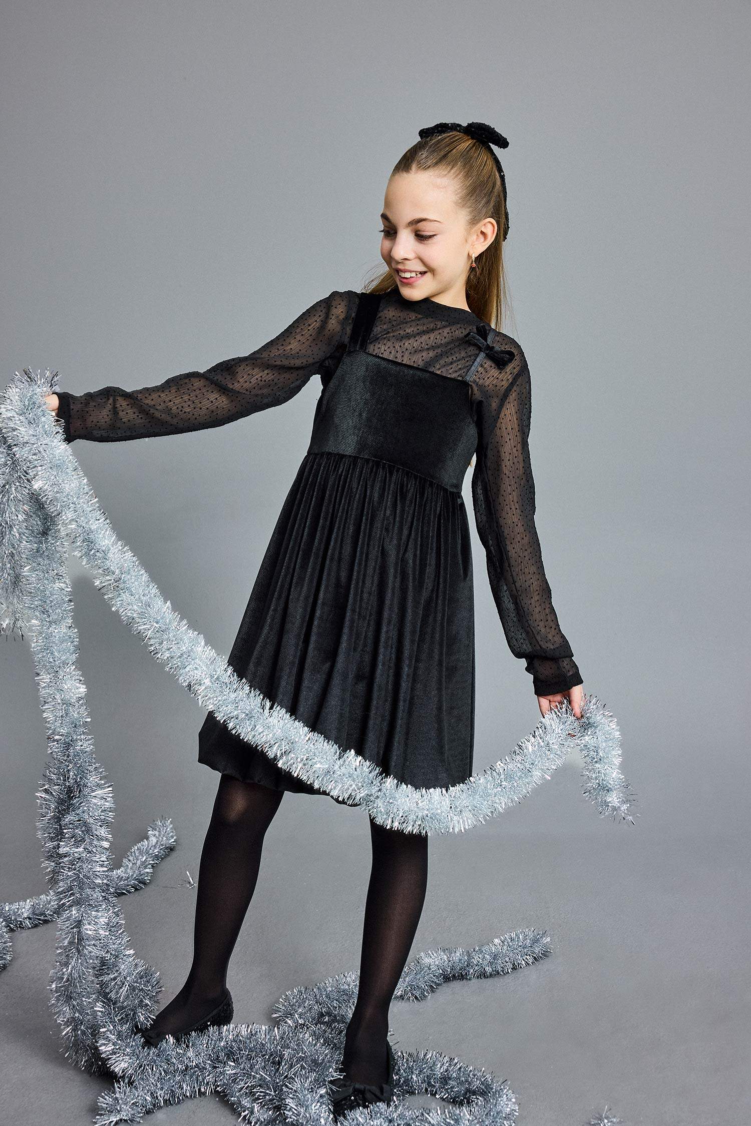 Girls Christmas Themed 2-Piece Set: Long-Sleeved Tulle Blouse and Velvet Strappy Dress