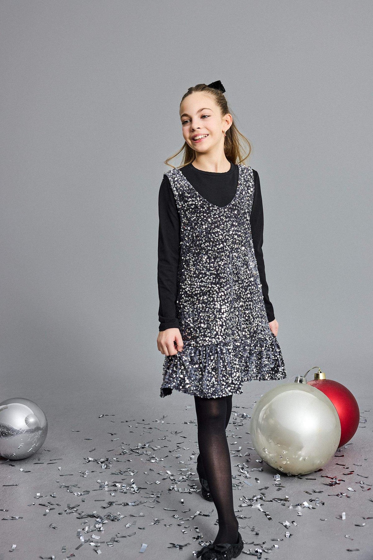 Girls Christmas Themed 2-Piece Set: Long-Sleeved T-shirt and Sequined Sleeveless Dress